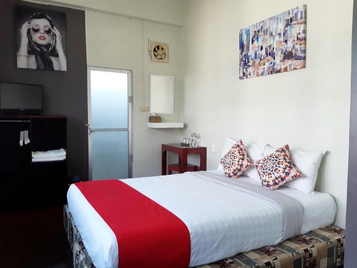 Born Guest House Chiang Mai Eksteriør bilde
