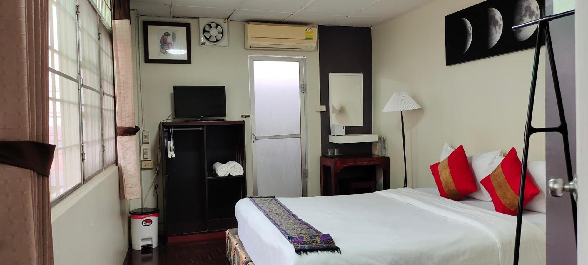 Born Guest House Chiang Mai Eksteriør bilde